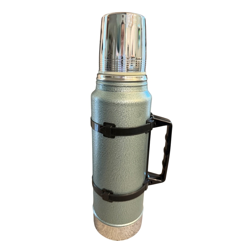 Vintage Aladdin Stanley Thermos A-944C 1 Quart Hammertone Green Vacuum Bottle